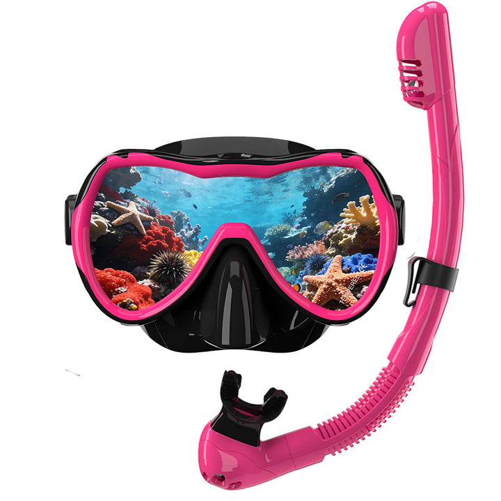 Diving mask with wide field of vision by Stornfield