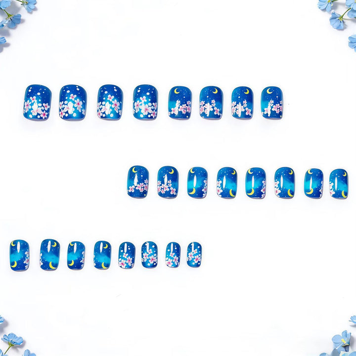 Artificial nail set with floral designs Stornfield