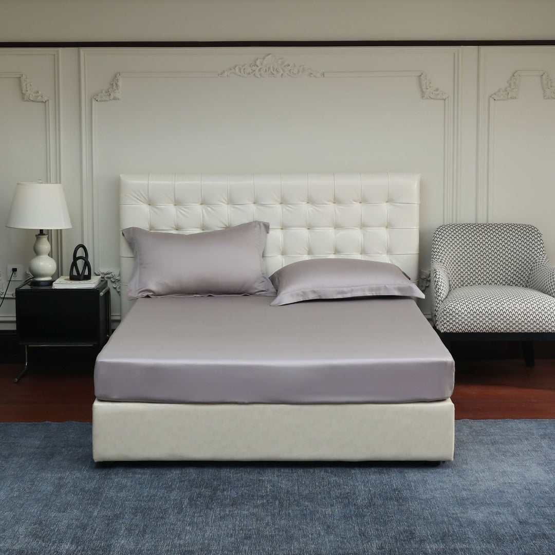 Luxurious satin fitted sheet set with silky smooth finish