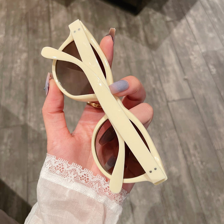 Ladies stylish sunglasses in trendy retro design Stornfield