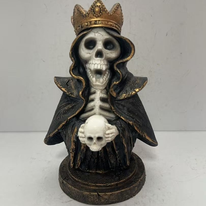 Decorative skull statue Stornfield