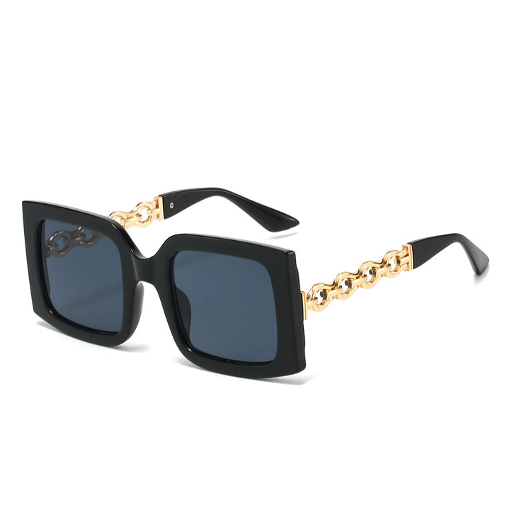 Ladies elegant sunglasses with luxurious chain details Stornfield