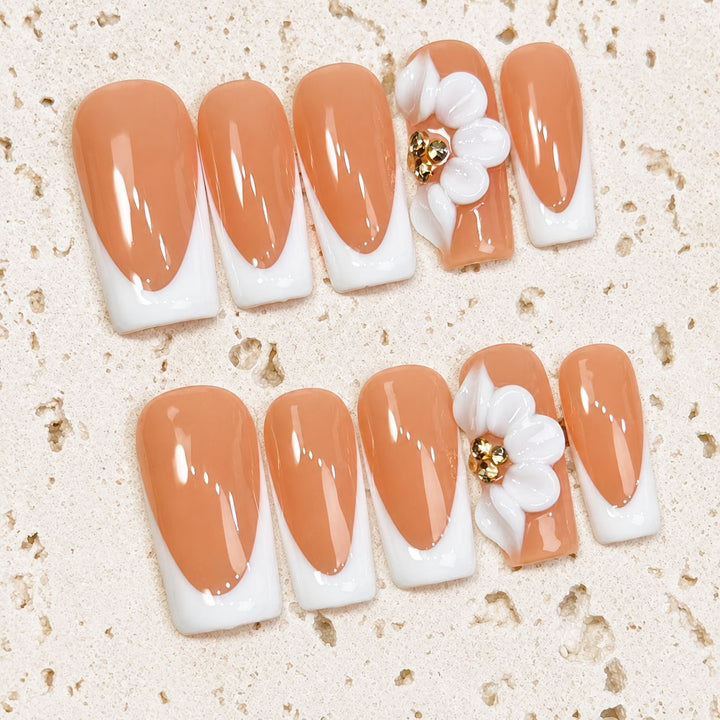 Press-On Nail Art
