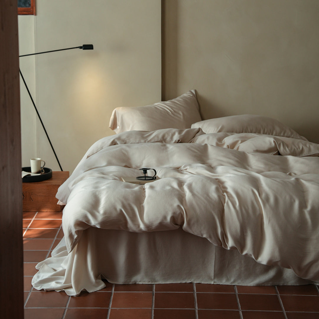 Luxury Organic Cotton Sateen Duvet Cover Set with Button Closure