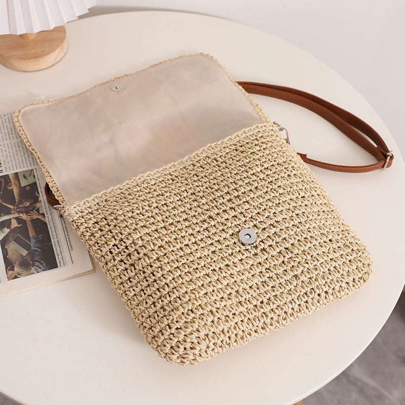Fashionable shoulder bag with colorful crochet pattern Stornfield