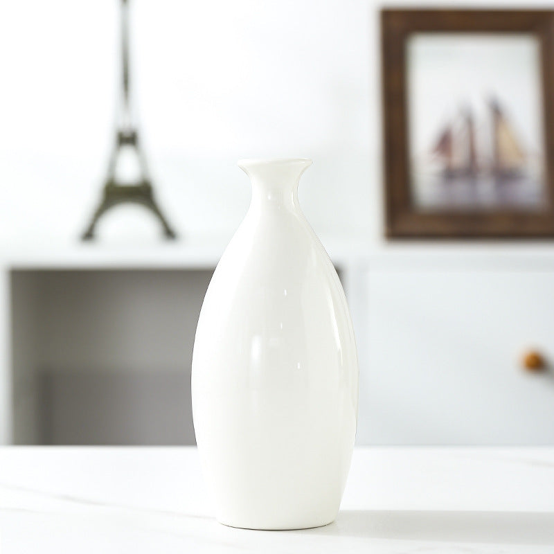 Minimalist Sculptural Ceramic Vase Stornfeild