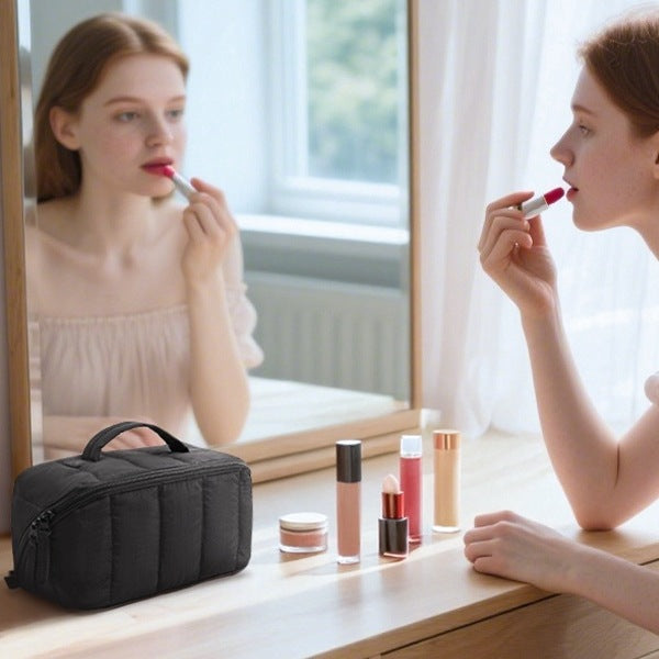Practical Cosmetic Bag Stornfield