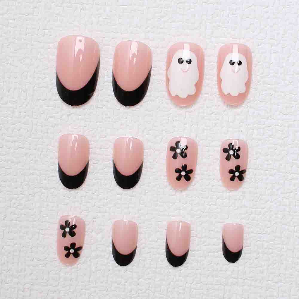 Artistic Halloween-Themed Press-On Nail Art Stornfield