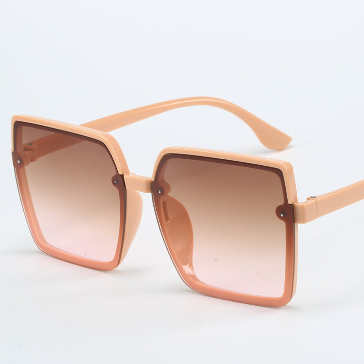 Women Oversized Sunglasses with Square Frame Stornfield