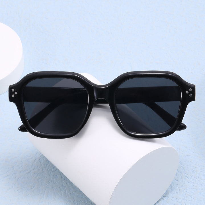 Women's square sunglasses in elegant design Stornfield