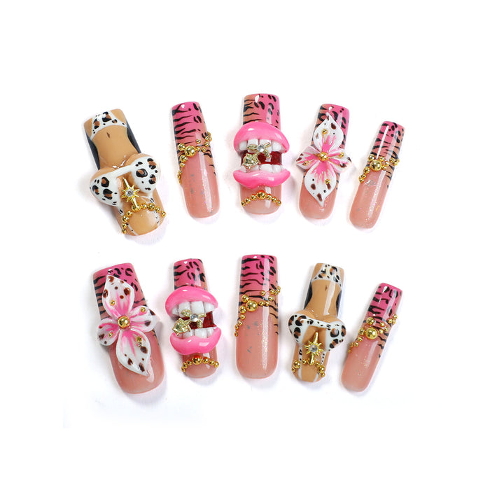 Creative nail set with elegant animal and floral pattern Stornfield