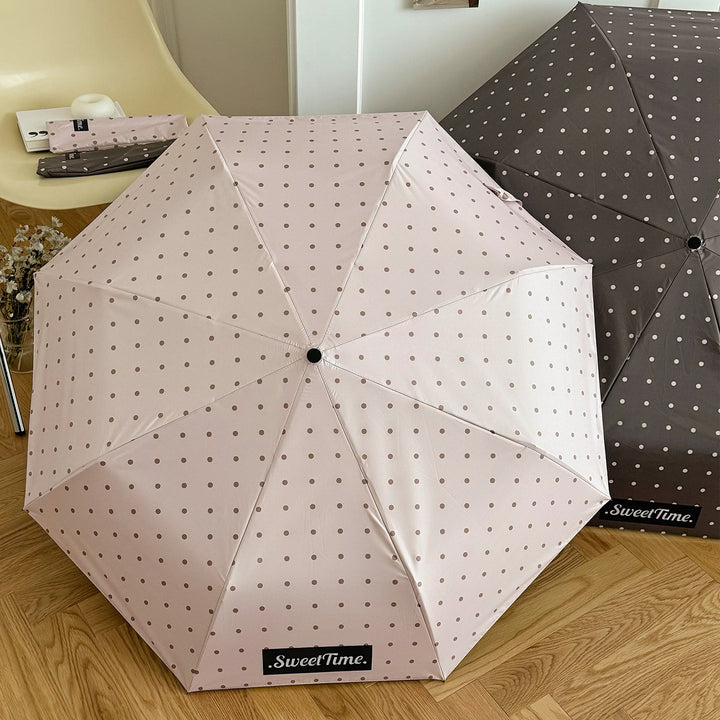 Women Folding Umbrella Stornfield