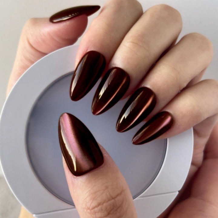Almond-Shaped Press-On Nails with Glossy Finish Stornfield