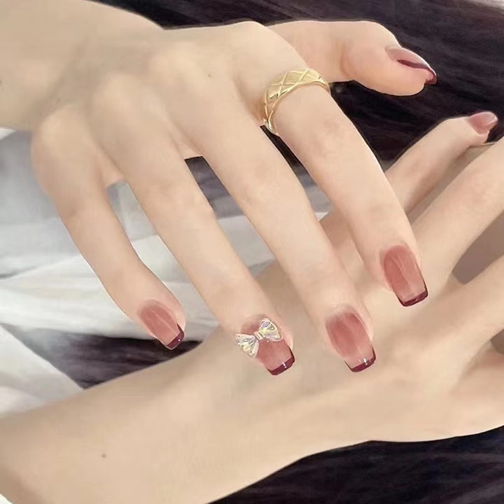 Elegant nail art with glitter accents Stornfield