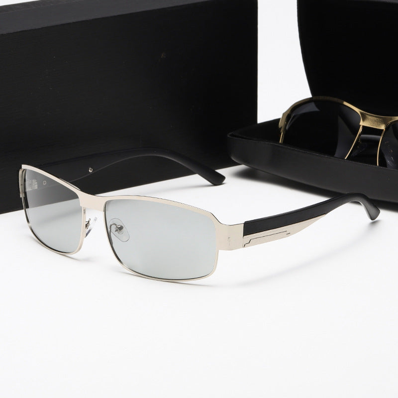 Ladies sporty sunglasses with robust metal frame and polarized lenses Stornfield