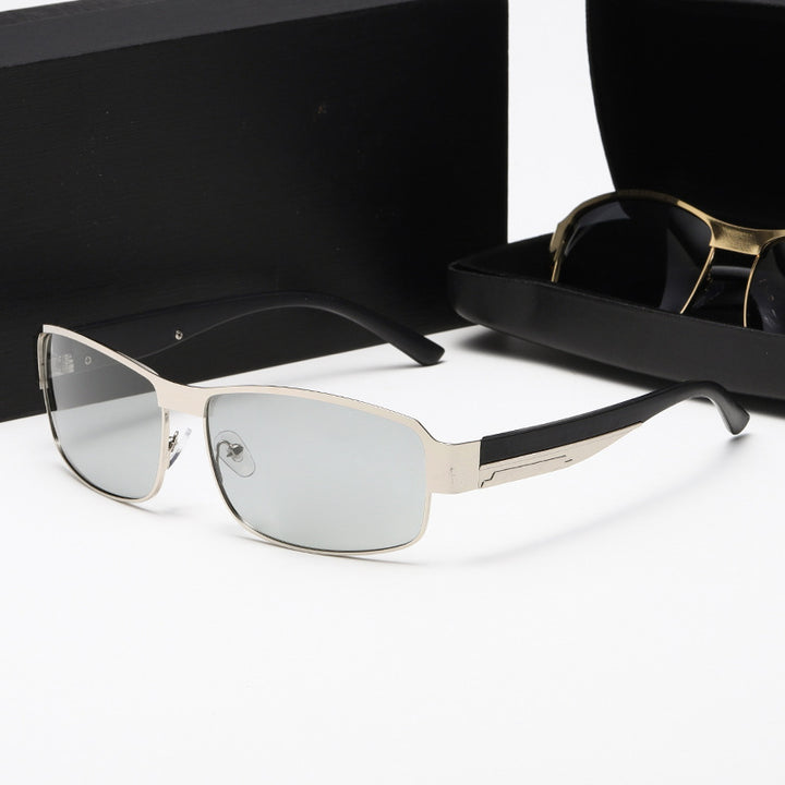 Ladies sporty sunglasses with robust metal frame and polarized lenses Stornfield