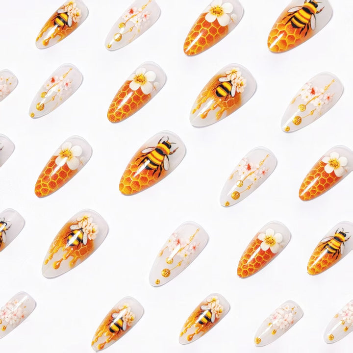 Artificial nails with honeycomb design Stornfield