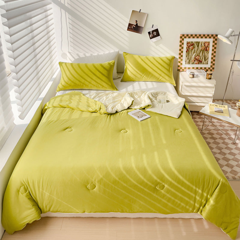 Women's high-quality duvet with a velvety surface and elegant quilting Stornfield