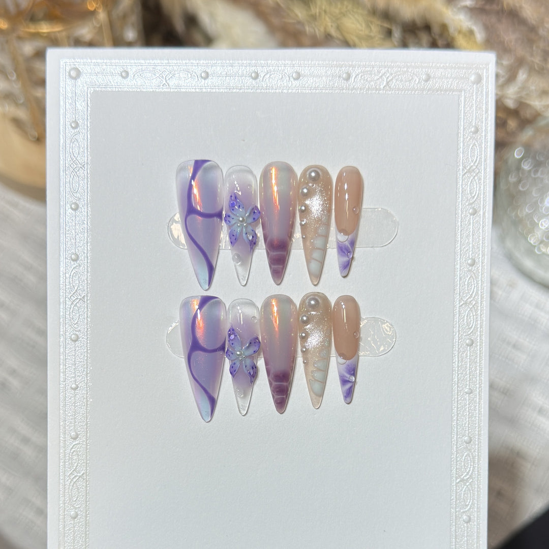Artistic Stiletto Press-On Nail Design Set with Floral Elements Stornfield