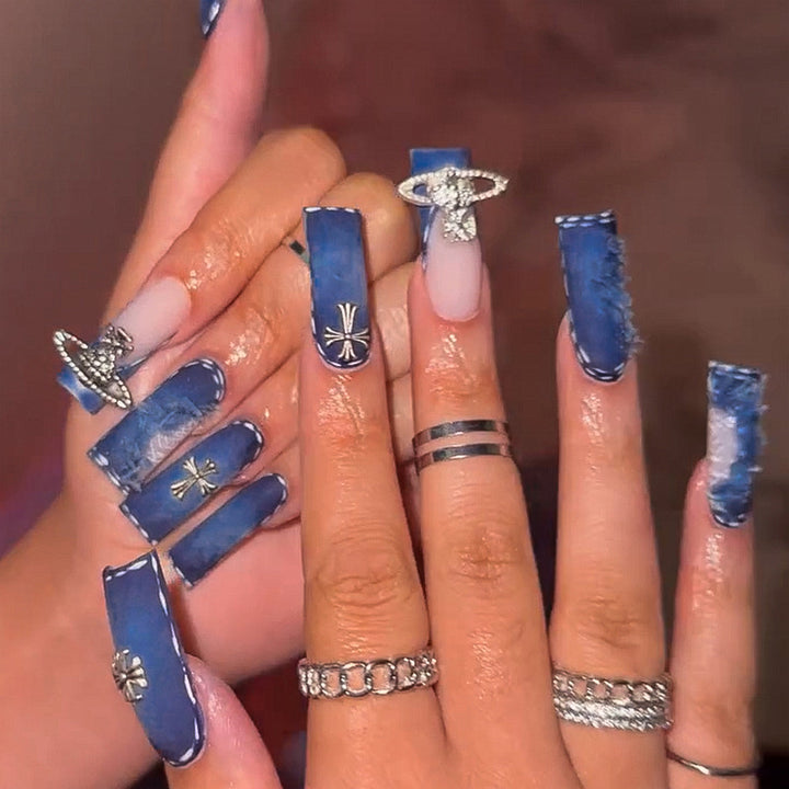 Artistic print nails with elegant glitter decoration Stornfield