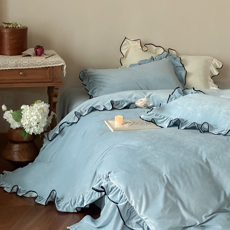 Ruffled Velvet Duvet Cover Set with Contrasting Piped Edge