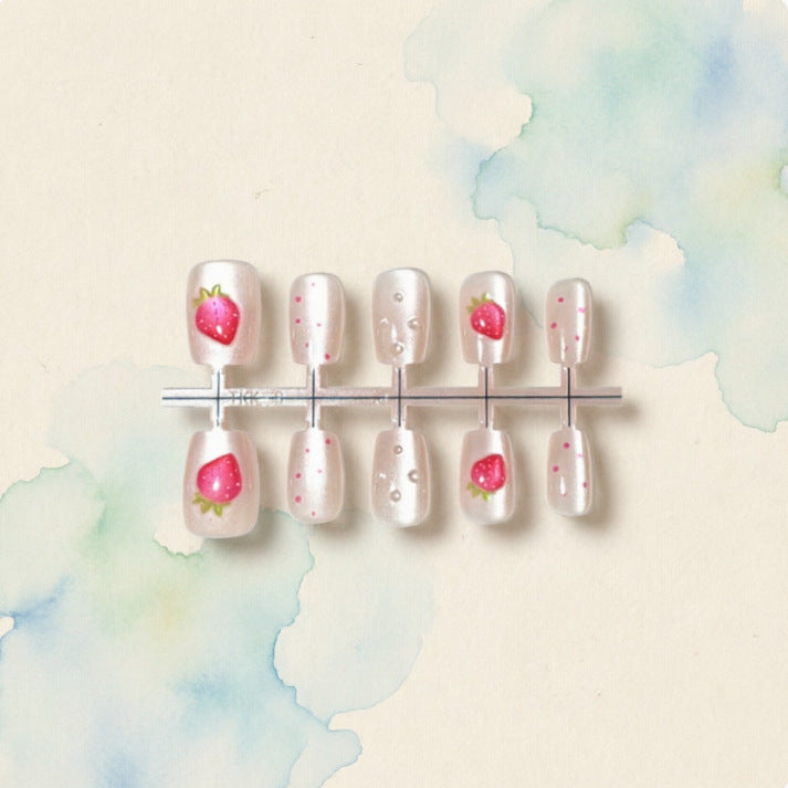Artificial nails with strawberry design Stornfield