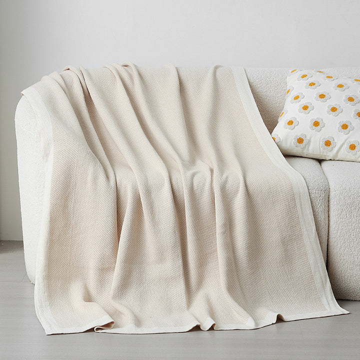 Women's Elegant Snuggle Blanket made of Soft Knit with Geometric Pattern Stornfield