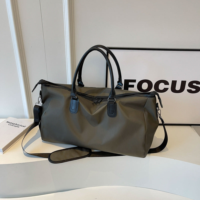 Elegantly Designed Travel Bag with Multifunctional Interior Compartments Stornfield