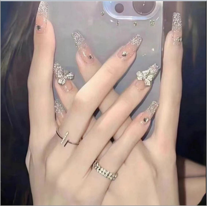 Artful nail designs with cat motif Stornfield