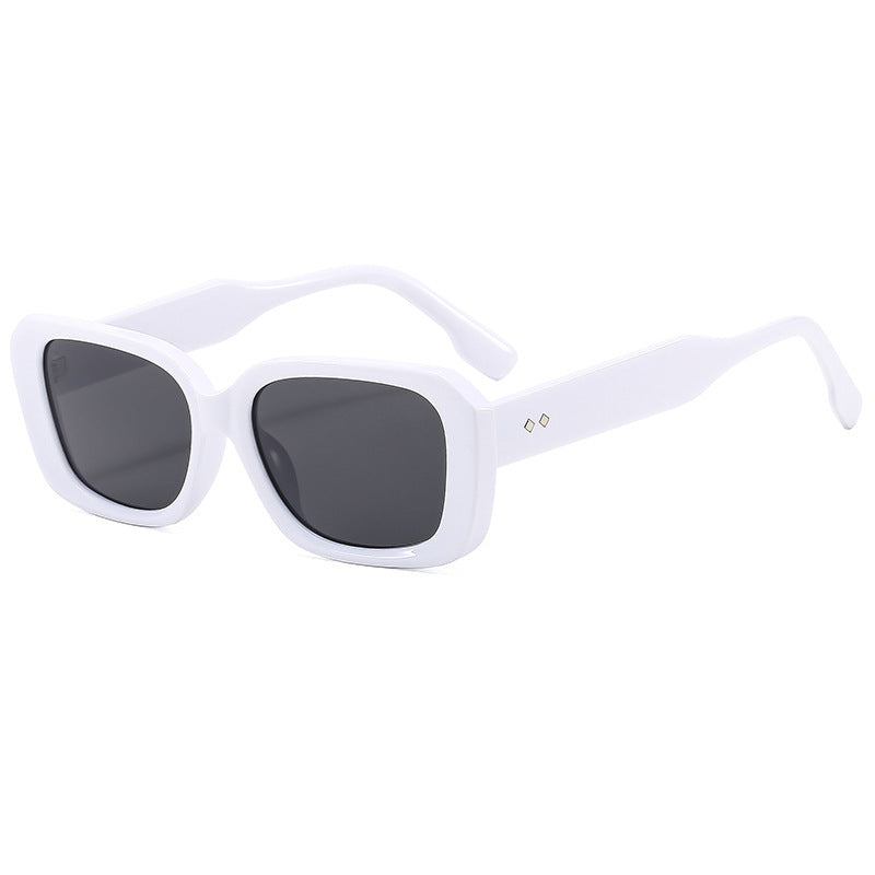 Ladies Oversized Sunglasses in Elegant Design Stornfield