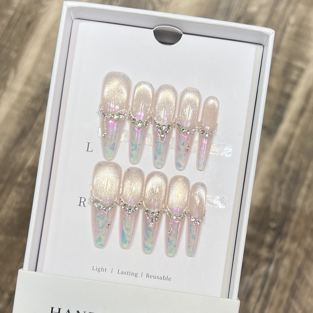 Glamorous Nail Art Stornfield
