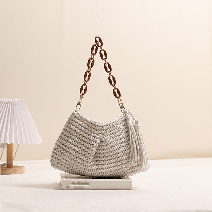 Handcrafted macrame bag with fashionable fringes Stornfield