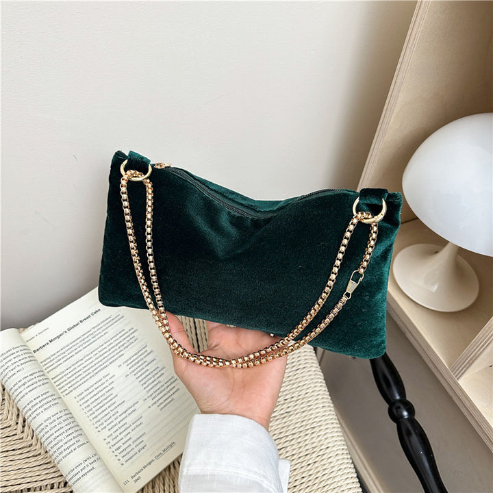 WoElegant Velvet Clutch Bag Stornfield
