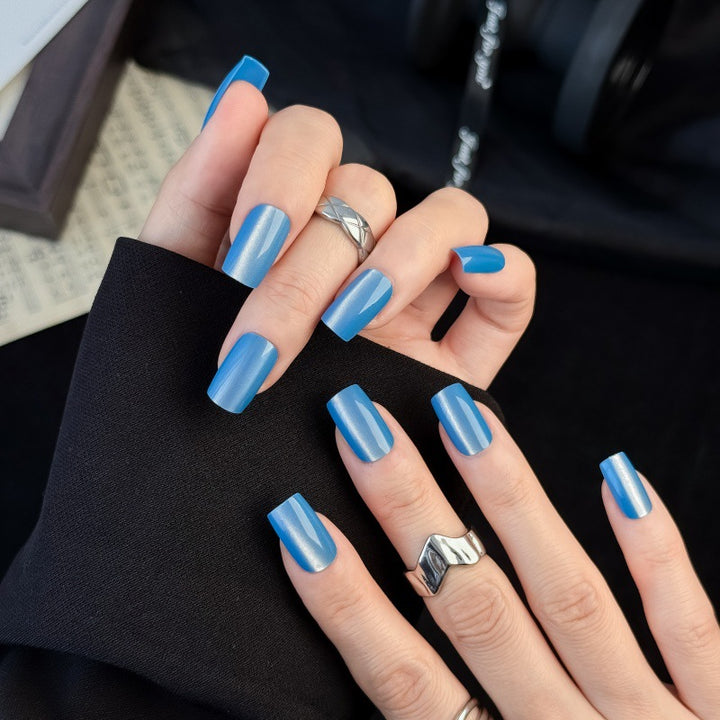 Elegant Lacquered Artificial Nails Stornfield