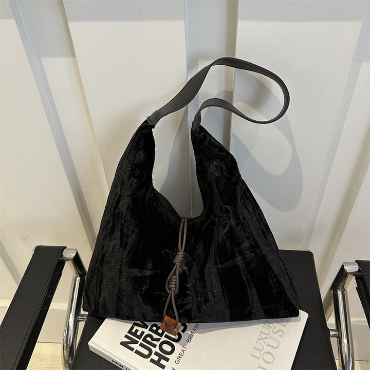 Versatile Velvet Shoulder Bag Stornfield
