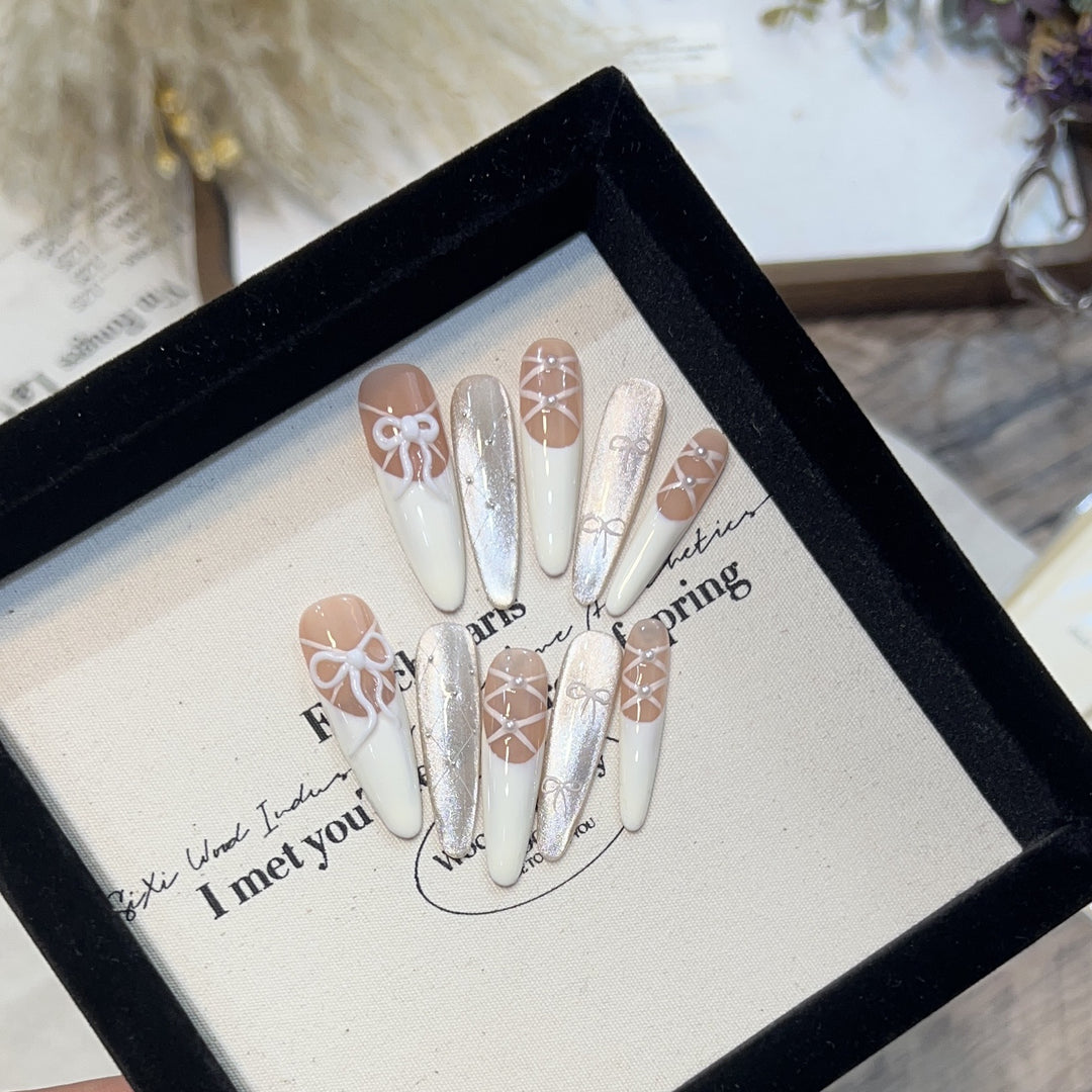 Artistic Bow Detail Press-On Nail Tips