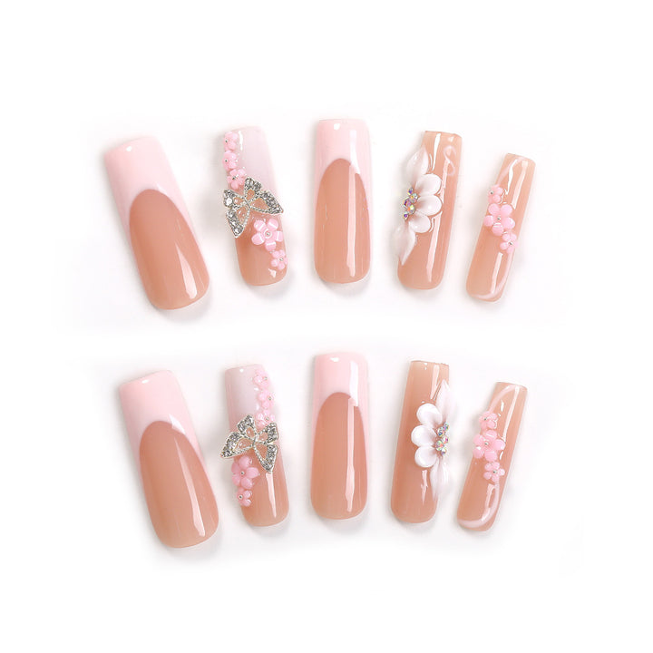 Artificial nail set with floral and extravagant 3D decorations Stornfield