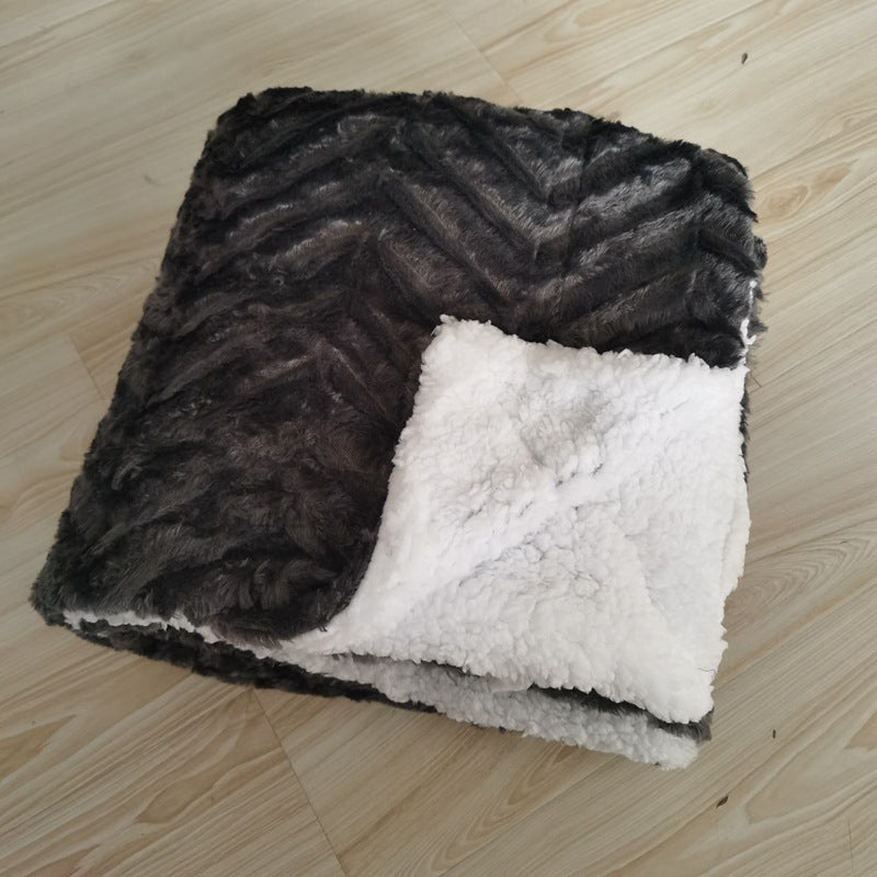 Women's luxurious cuddly blanket made of soft microfiber fabric Stornfield