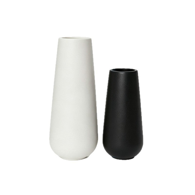 Minimalist Ceramic Decorative Vase Stornfeild