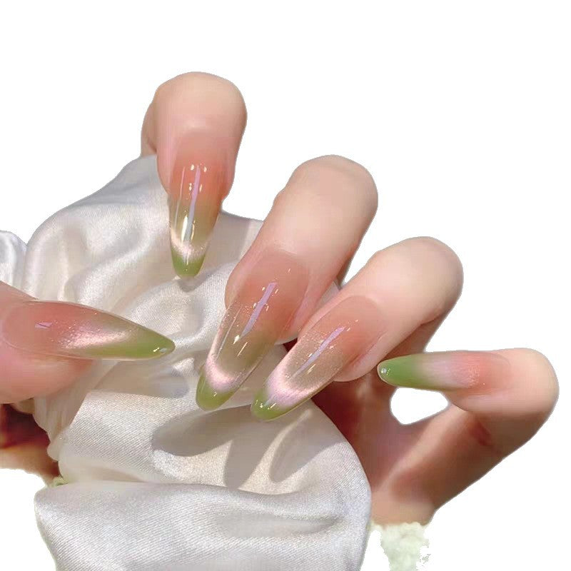 Artistic Press-On Nails with Ombre Finish and Elegant Design Stornfield