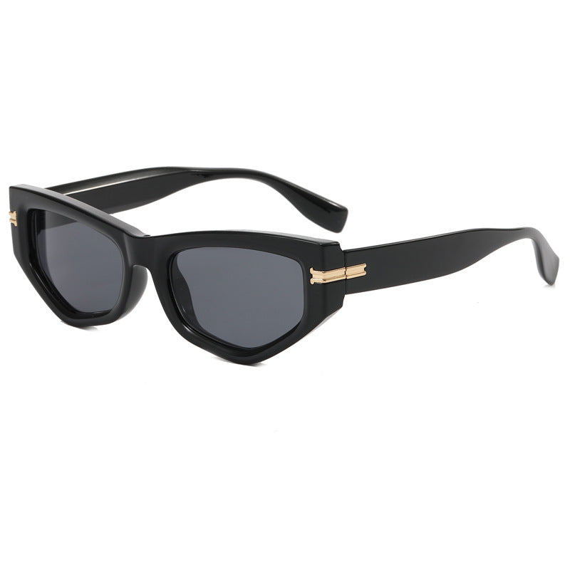 Women's trendy Cat-Eye sunglasses with painted frame and accentuated metal details Stornfield