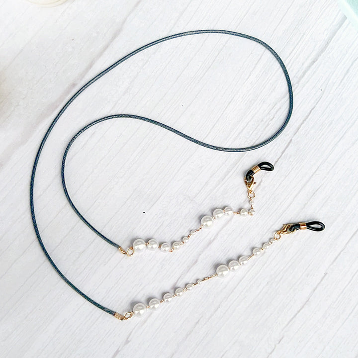 Pearl-Accented Eyewear Holder Chain Stornfield