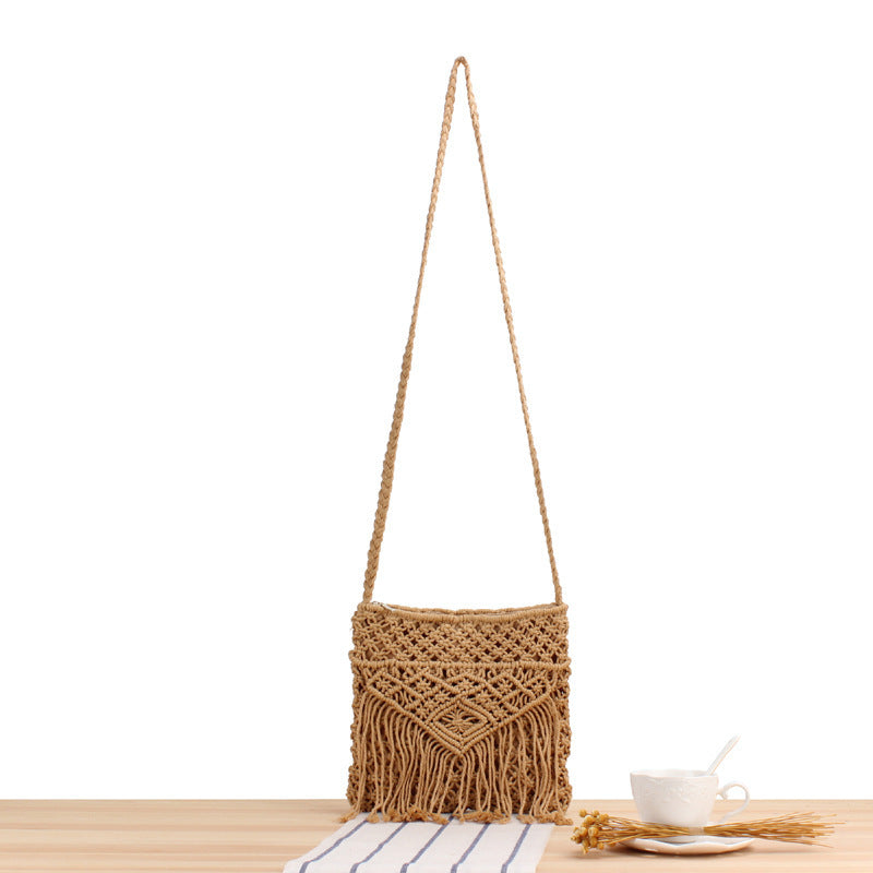 Macramé shoulder bag with fringed decoration Stornfield