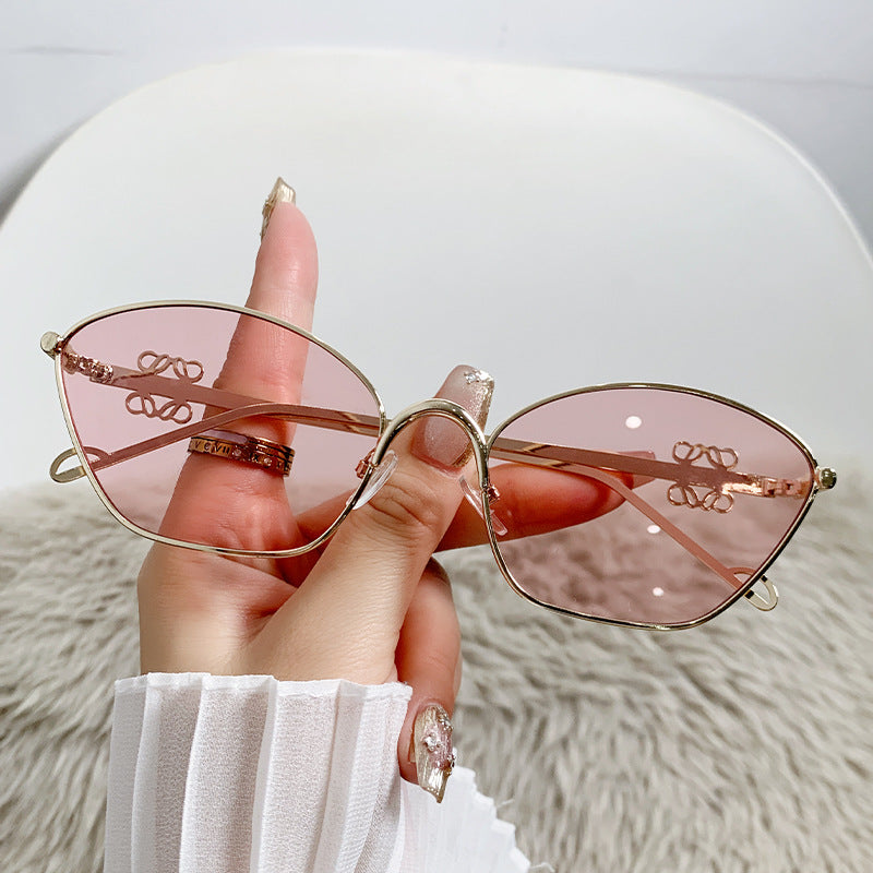 Women's fashionable Cat-Eye sunglasses with delicate metal frame Stornfield