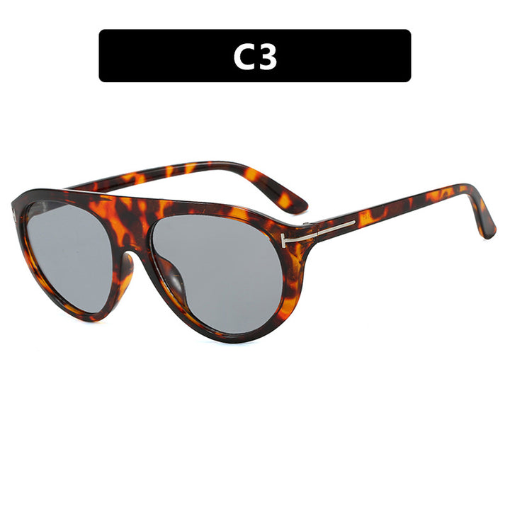 Women's Cat-Eye Sunglasses with protective UV filter and mirrored lenses Stornfield