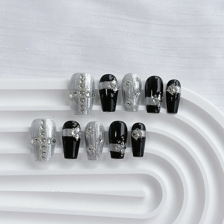 Decorative Press-On Nail Art Set with Luxurious Silver and Black Embellishments