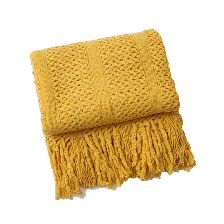 Women knitted throw blanket with fringes Stornfield