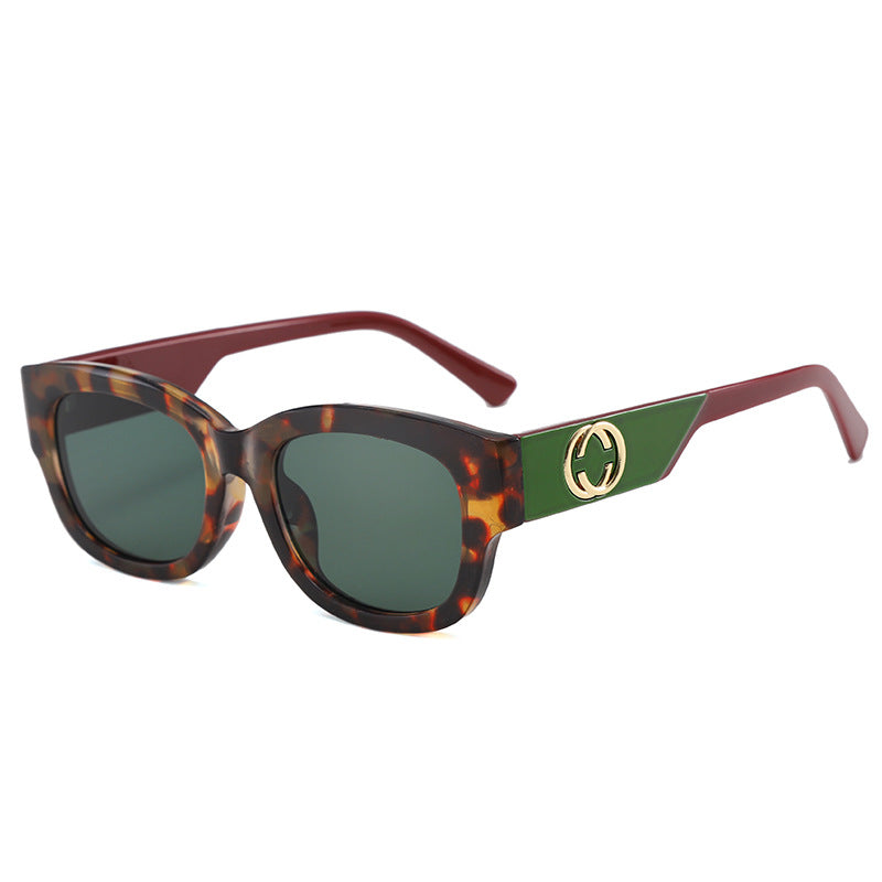 Women's sunglasses in exclusive design with fashionable frame and UV protection Stornfield