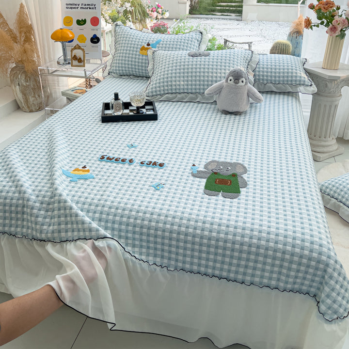 Women's cuddly blanket with playful panda motif and high-quality cotton surface Stornfield
