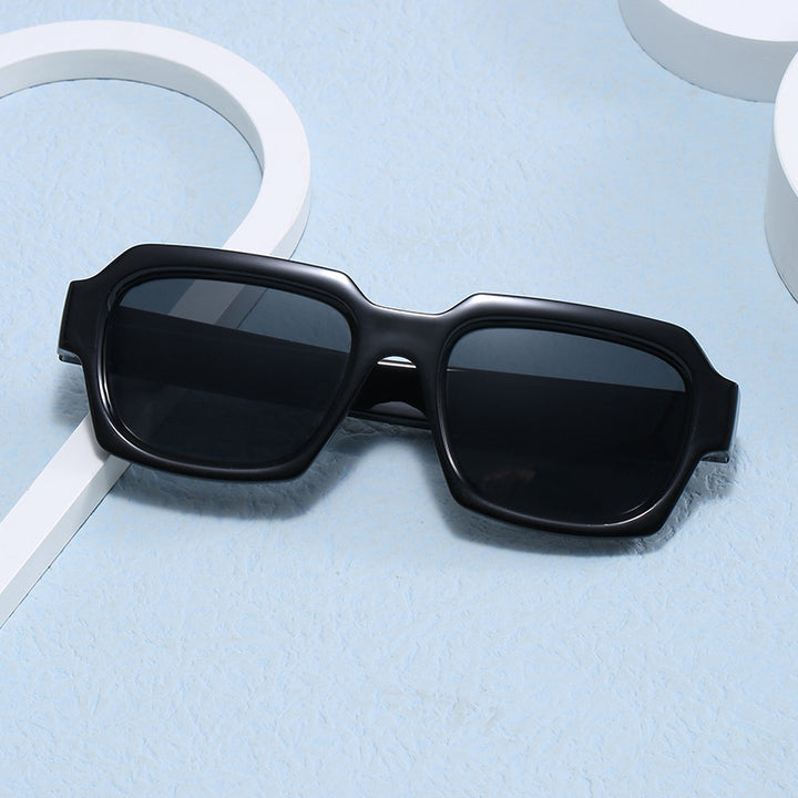 Ladies fashionable stylish square sunglasses with contrasting frame Stornfield